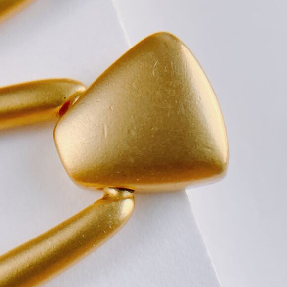 Vintage Matte Gold Tone Geometric Drop Doorknocker Earrings Modernist 80s Hinged - Picture 7 of 12